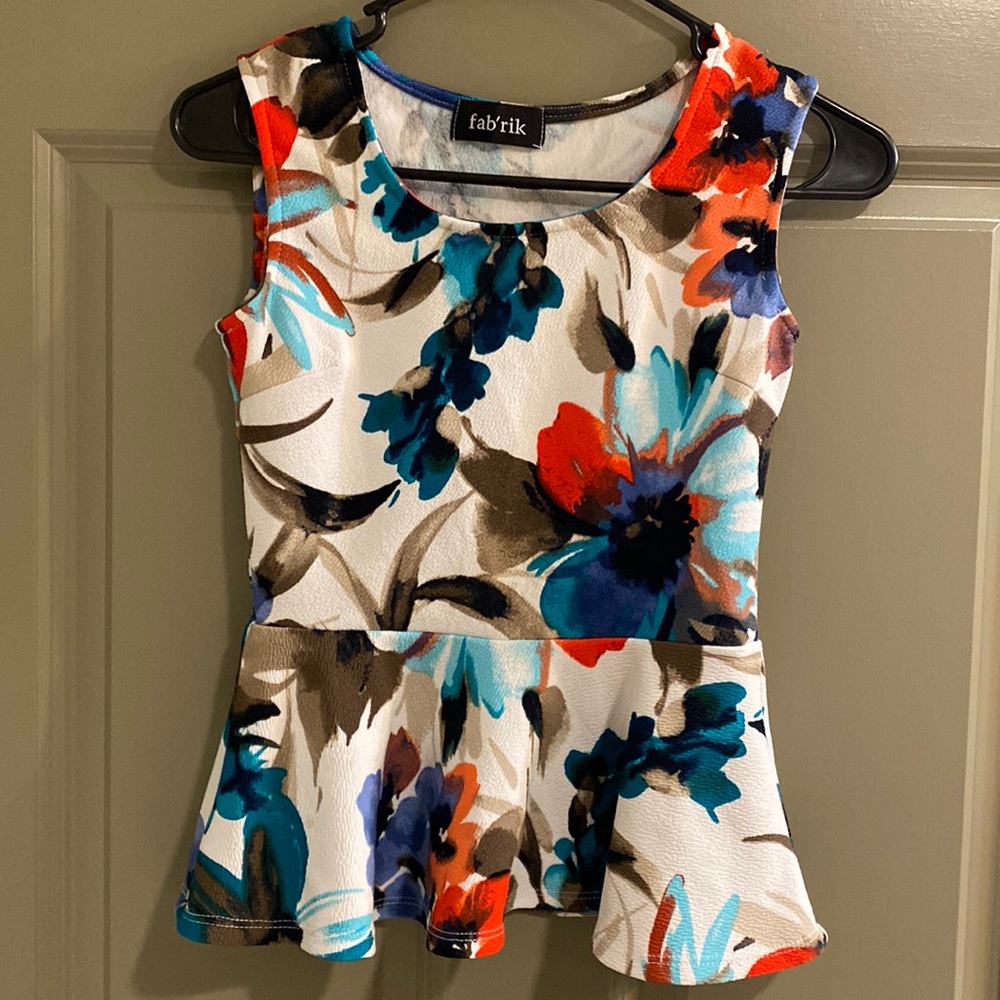 ❌LAST CHANCE❌ Floral suit top